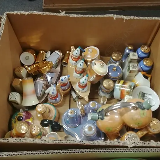 BOX OF ASSORTED NORITAKE CHINA