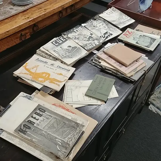 SEL. PRINTED MILITARY PUBLICATIONS