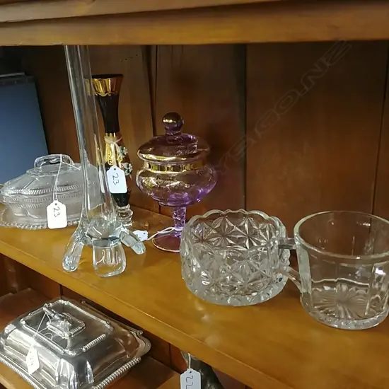 6 ASSTD GLASSWARE (VENETIAN GLASS ETC)