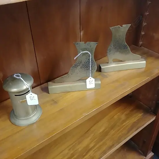 BRASS MONEYBOX & PR SHOE BOOKENDS