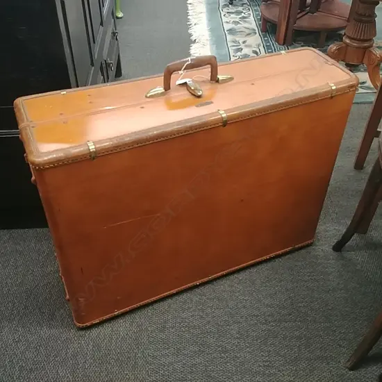 VINTAGE SAMSONIC SUITCASE