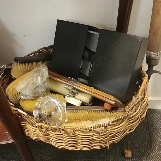 BASKET BRUSHES COINS ETC
