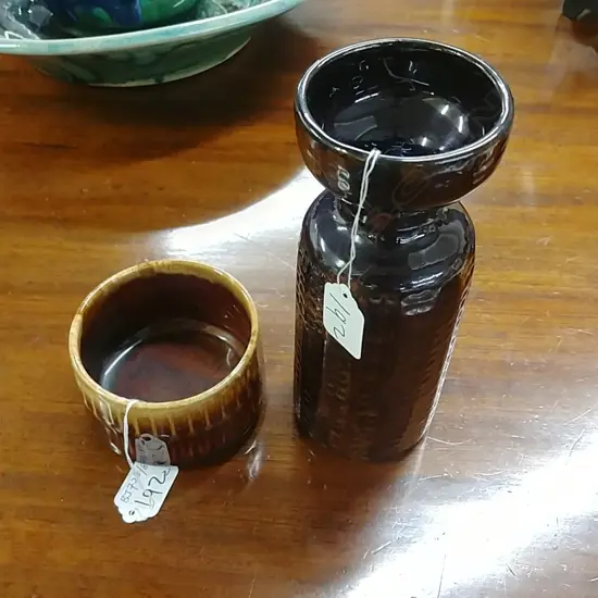 TWO PIECES CROWN LYNN 