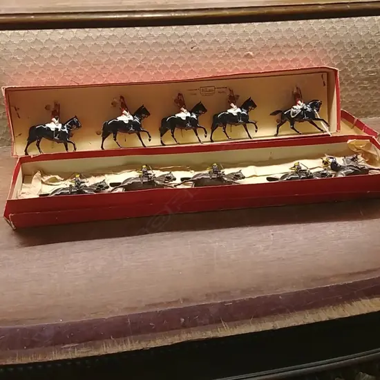 2 BOXED W.BRITAIN- 'REGIMENTS OF ALL NATIONS (AF)