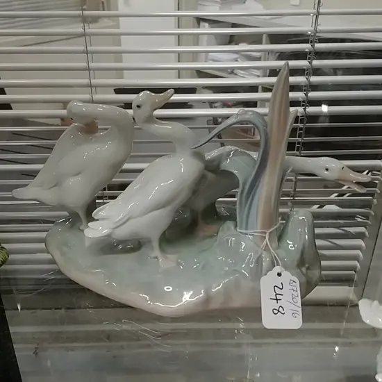 LLADRO-GAGGLE OF GEESE