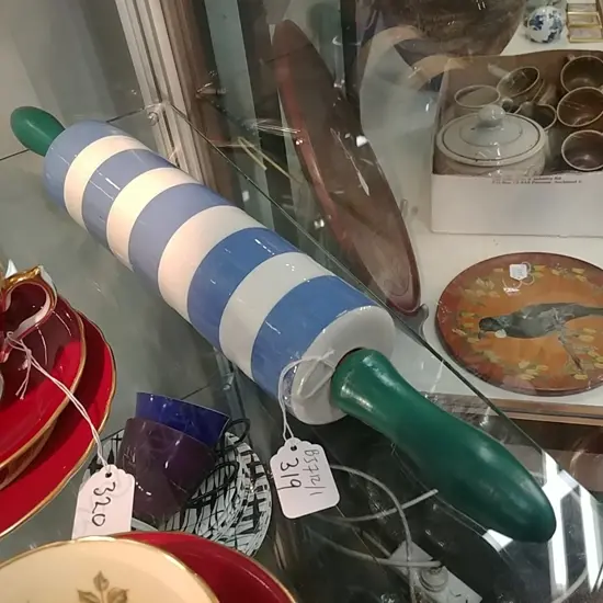 T.G. GREEN CO.(CORNISH WARE)ROLLING PIN