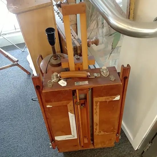 VINTAGE FRENCH TRAVELLING ARTIST'S EASEL