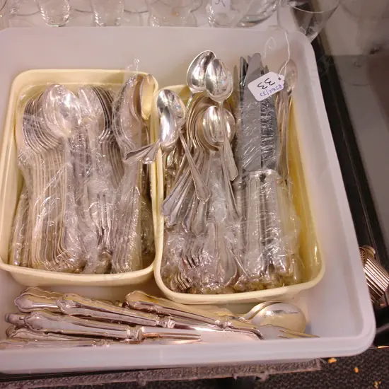 EP LARGE CUTLERY SERVICE