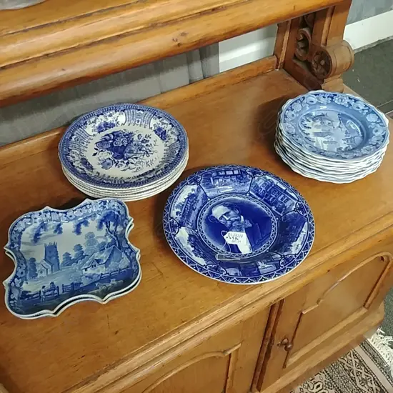 APPROX 19 PCS B/W PLATES & DISHES