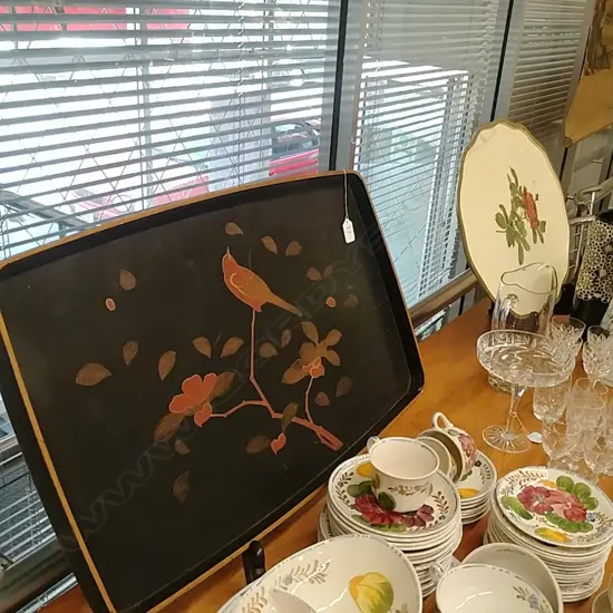 2 TRAYS BLACK  LAQUER + DECOMPAGE ROSE