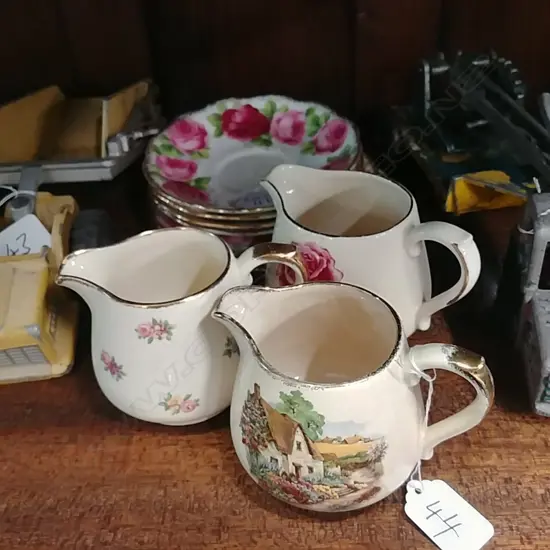 8 X R.A. OER PCS & 3 CROWN LYNN JUGS