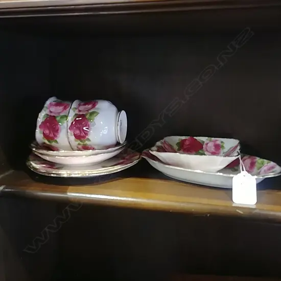 2 X R.A. OER TRIOS & 2 OCR DISHES