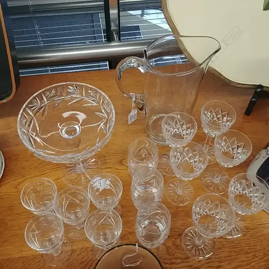 CRYSTAL JUG+COMPORT+ 14 GLASSES