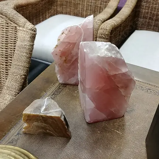 PR PINK QUARTZ BOOKENDS & PC AGATE