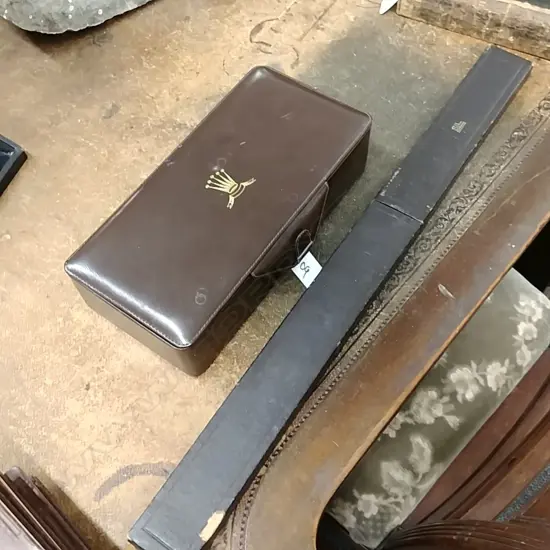 VINTAGE SLIDE RULE & GENTS TRAVELLING VANITY SET