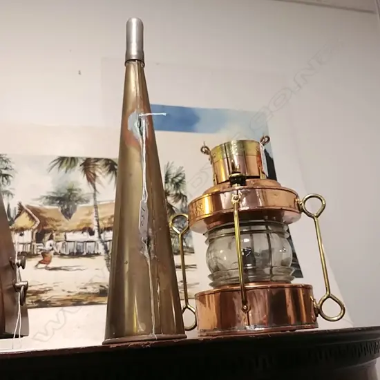 BRASS/COPPER SHIPS LAMP + TRUMPET 