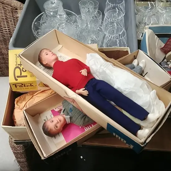 SINDYS SISTER DOLL DOLLS CLOTHES & 2 PAUL DOLLS