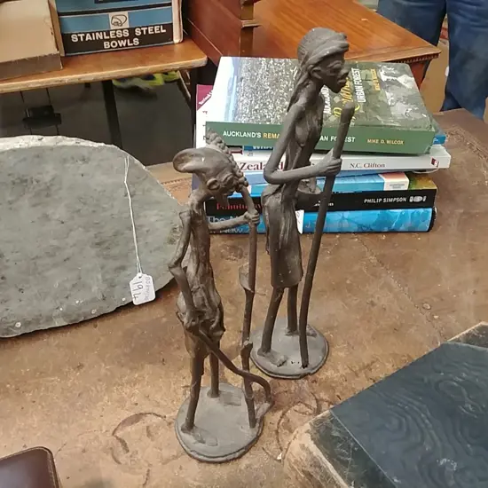 PR OF METAL AFRICA TRIBE PEOPLE FIGURINES