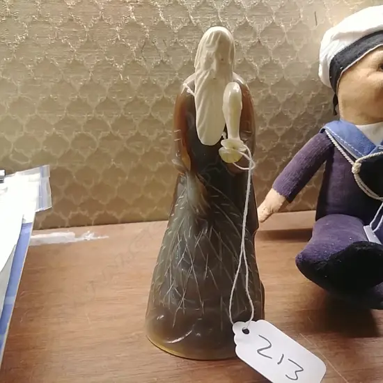 HORN & BONE CARVING OF A FISHERMAN / NOA