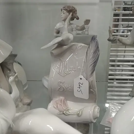 LLADRO SOCIETY SIGN