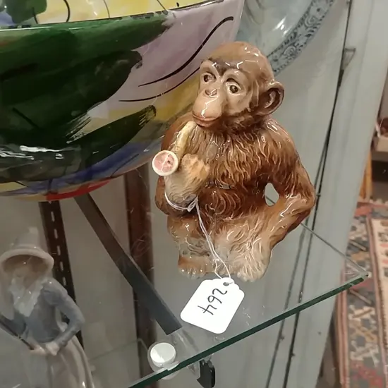 BESWICK-SMOKING MONKEY