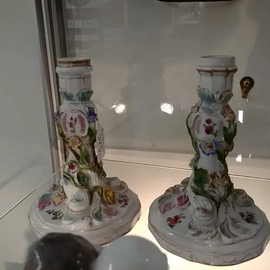 PR MEISEN CANDLESTICKS