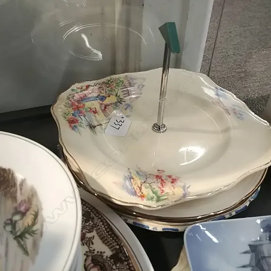 5 MEAKIN PLATES + 1 OTHER 