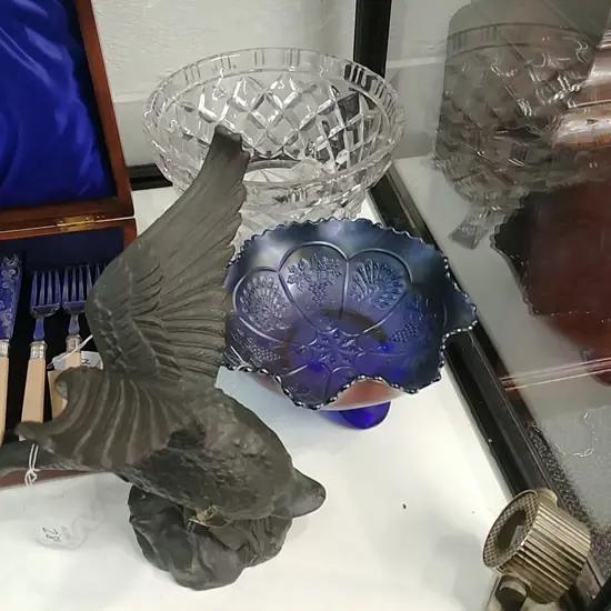 GLASS BOWL-CARNIVAL GLASS BOWL-SPELTER DUCK