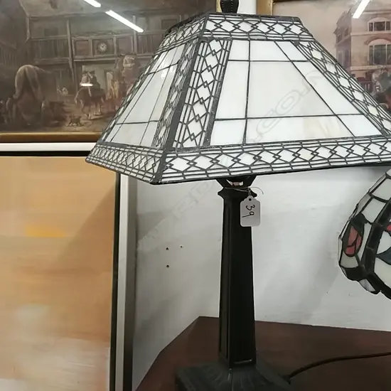 LEADLIGHT TABLE LAMP