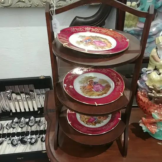 3 LIMOGE PLATES ON OAK PLATERACK 