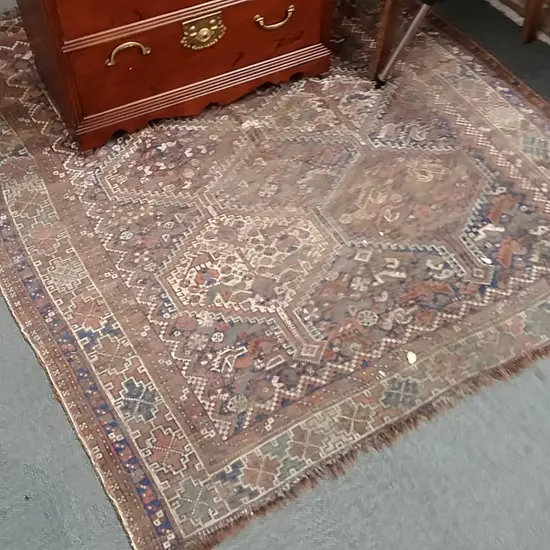  SHIRAZ  HANDKNOTTED RUG