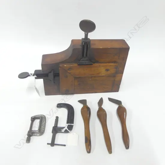Unknown Picture Framing Vice, small Singer Sewing Mach Co. C-clamp, another clamp and three craft knives (6)