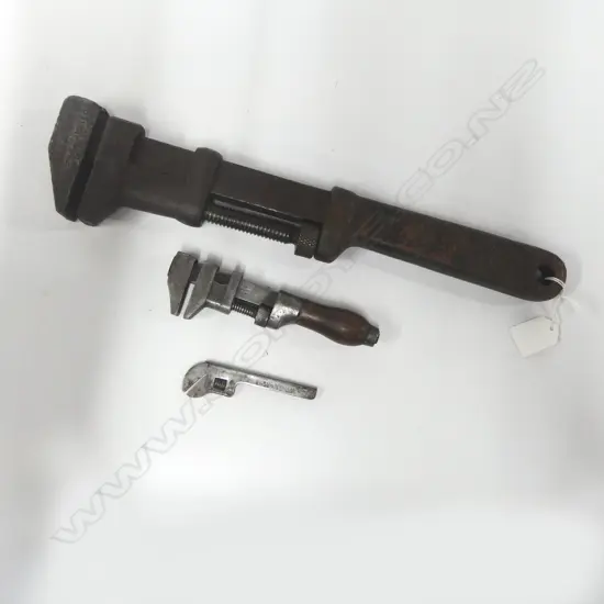 Three adjustable wrenches. L.370mm, 150mm and 95mm