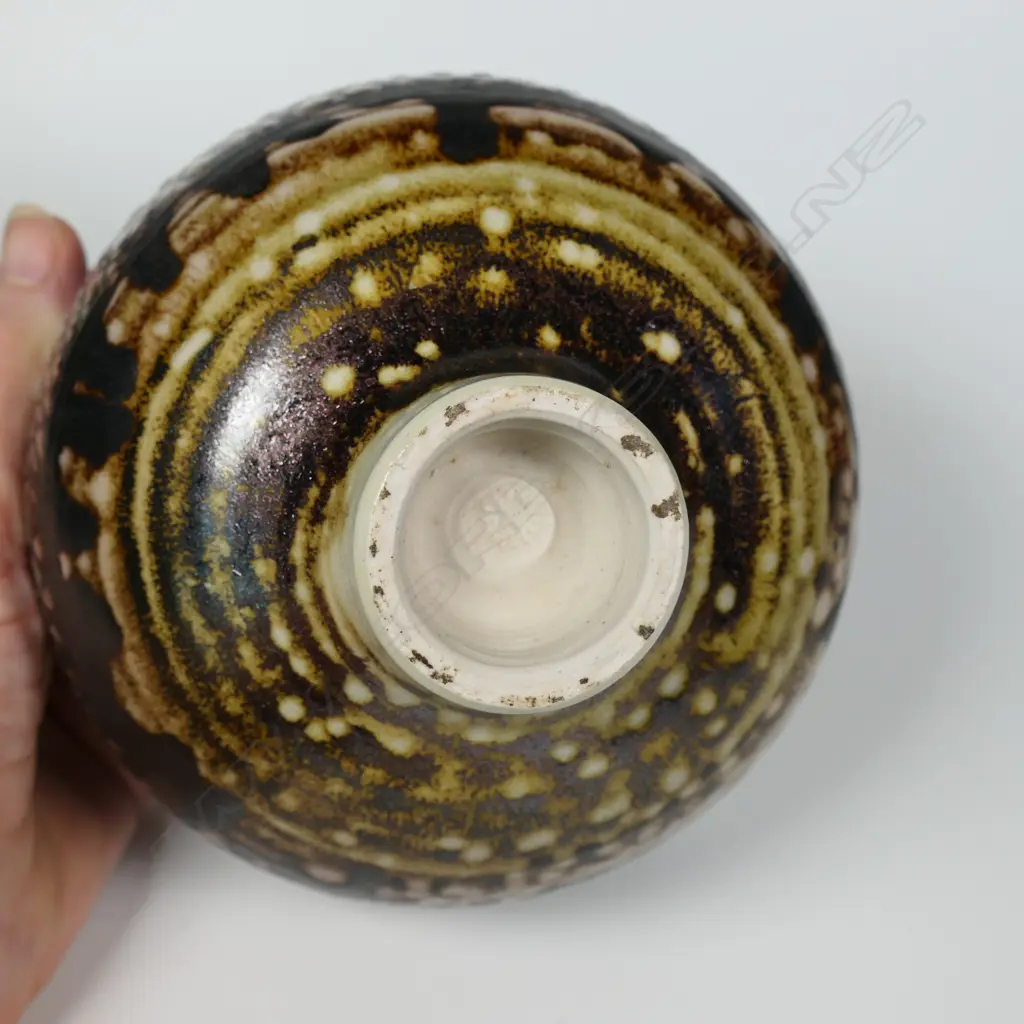 Mirek Smisek (1925-2013) salt glazed  bowl, Image 1++