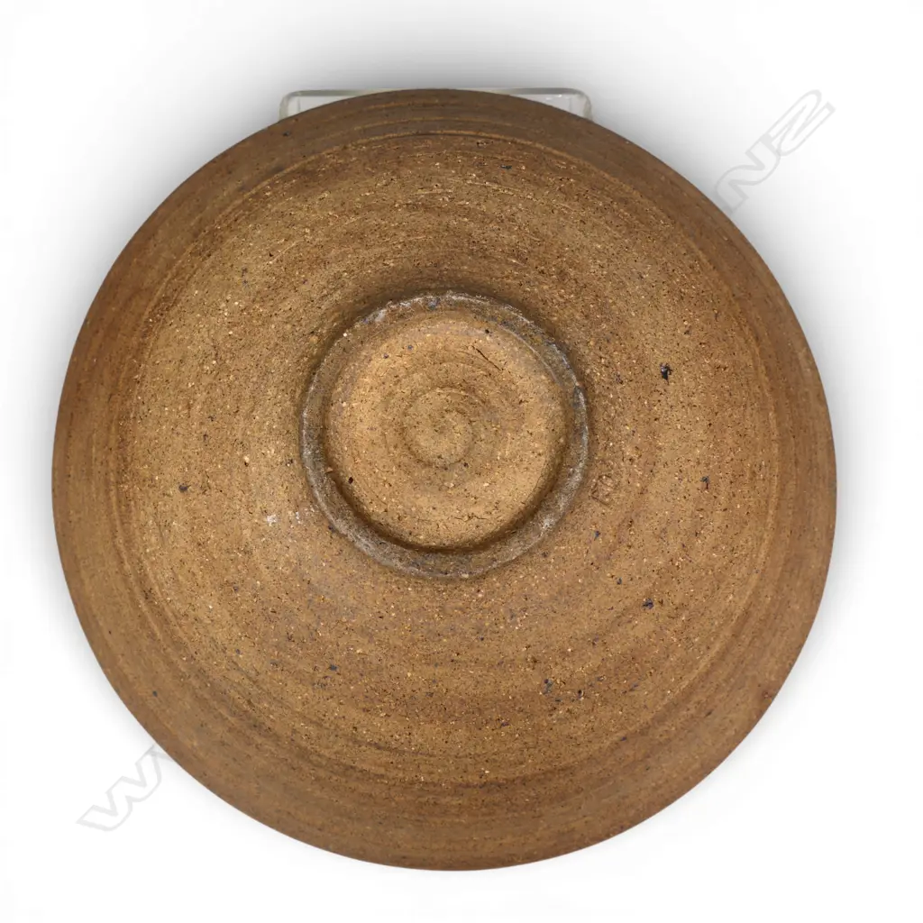 Len Castle (1924-2011) large wide bowl with internal radiating olive-green glaze, glazed and unglazed grogged exterior. Maker's stamp to lower side. Dia.260mm. Image 1++