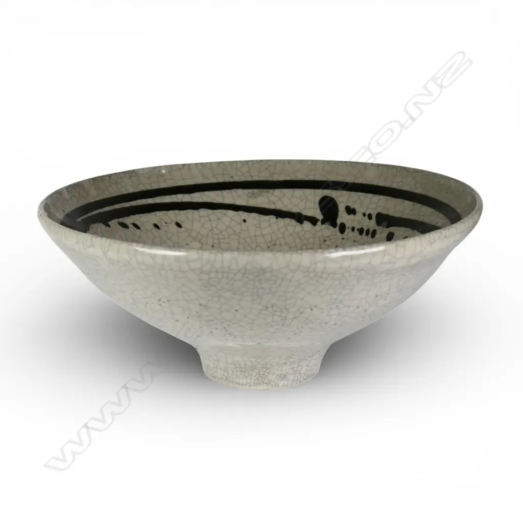 Doreen Blumhardt pottery bowl, Image 1++