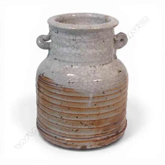 Barry Hockenhull Shino glazed vase with prominent throwing lines,