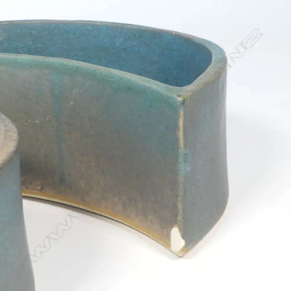 A set of three Keith Blight ikebana vases, Image 1++