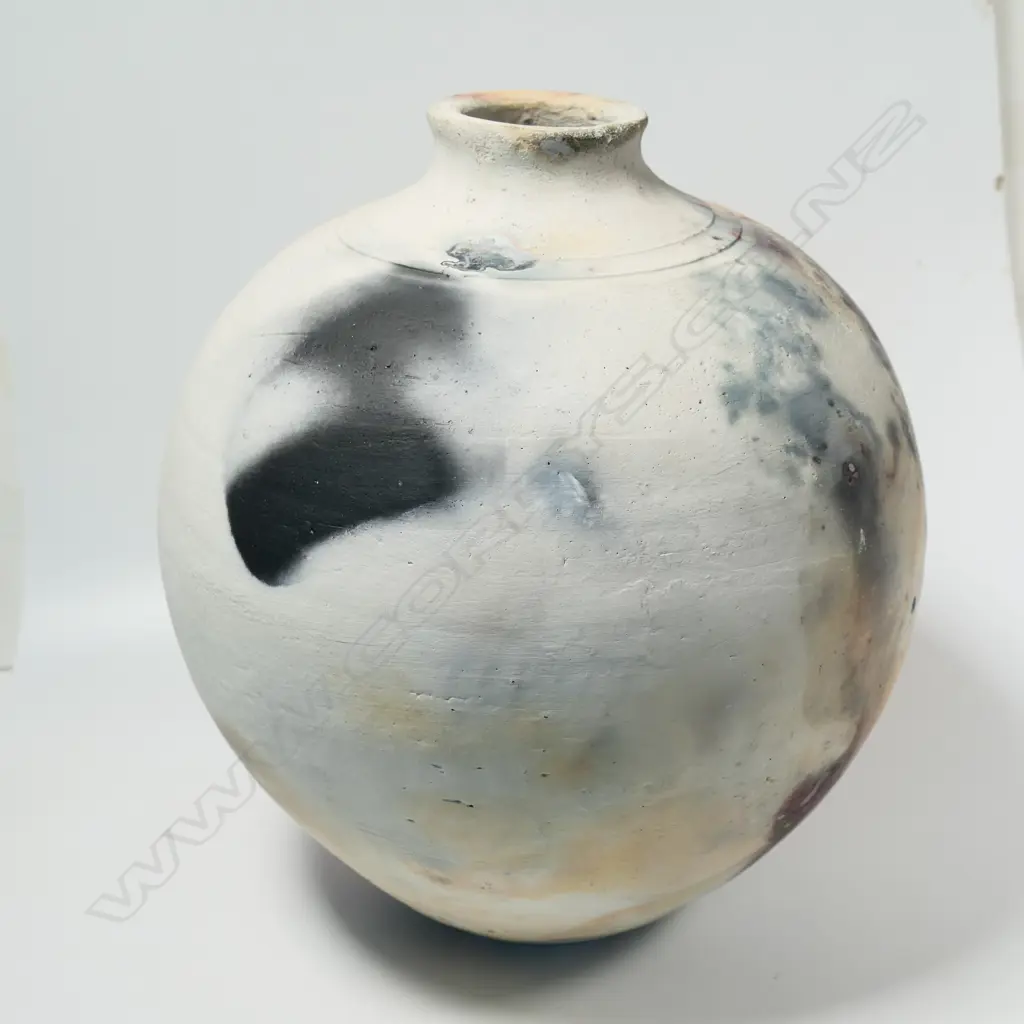 Ray Rogers anagama vase, the spherical body with muted glaze effects. Maker's mark lower side. H.220mm Image 1++