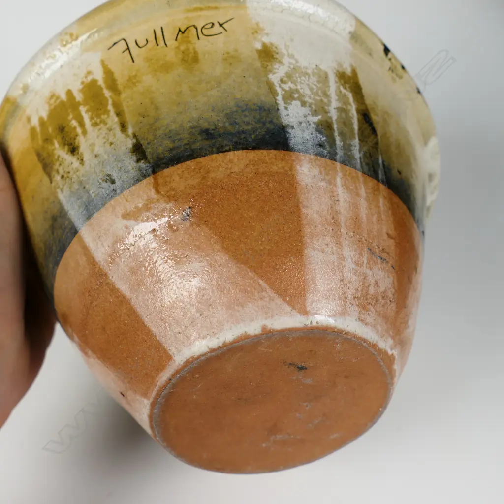 Steve Fullmer pouring bowl, artists name to upper section. H.100mm. Ex. Anneke Borren Collection. Image 1++