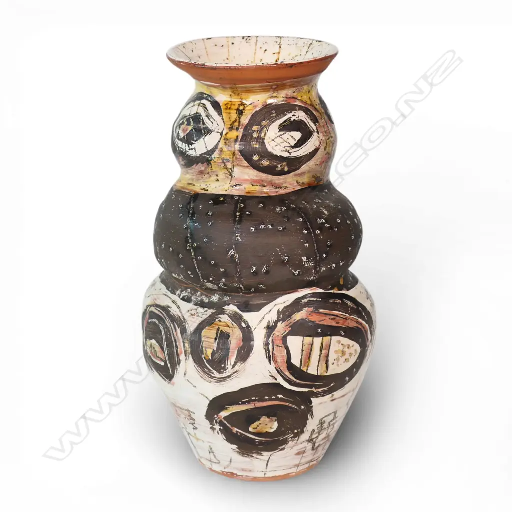 Zoe Ryan (UK) wheel thrown and coiled triple body form, Image 1++