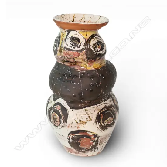 Zoe Ryan (UK) wheel thrown and coiled triple body form,