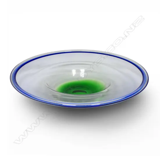 Garry Nash (ONZM) early large glass bowl, central green well with a cobolt blue rim, Dia.420mm, singed and dated '84 to base