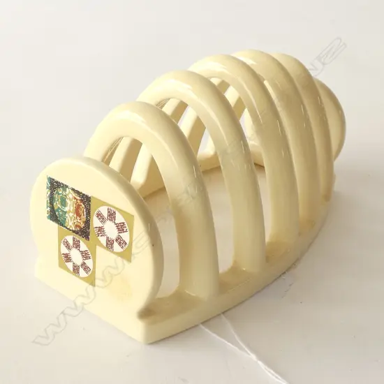 CARLTONWARE - MODERN PATCHES