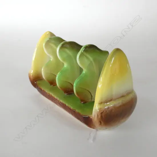 EASTGATE - OAK LEAVES AND ACORNS