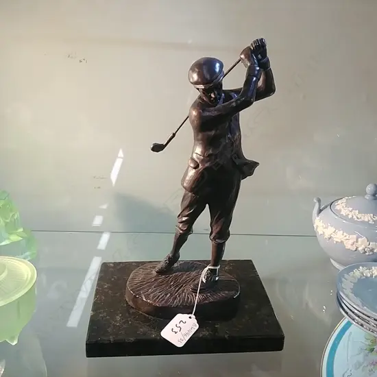 BRONZED STATUETTE - MAN PLAYING GOLF 