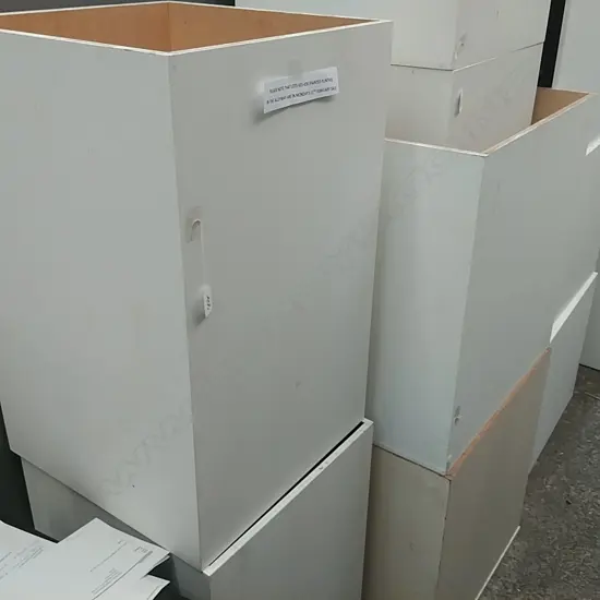 5 WHITE PAINTED PLINTHS