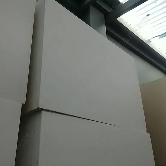 5 WHITE PAINTED PLINTHS