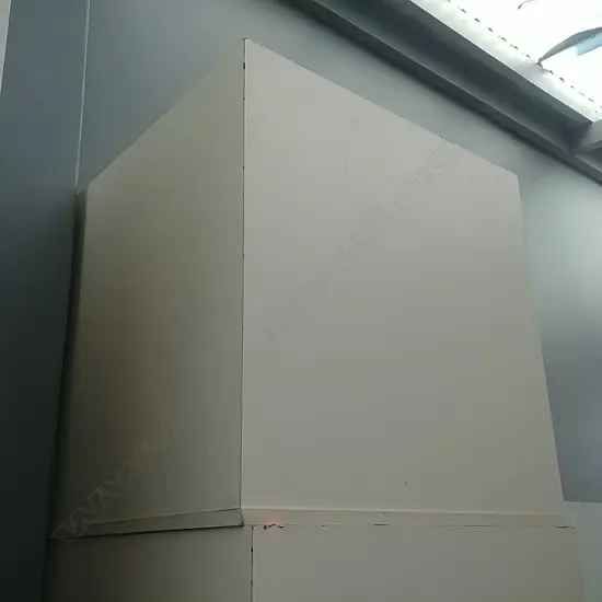 2 SQUARE PAINTED PLINTHS