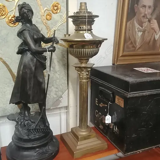 BRASS CORINTHIAN LAMP